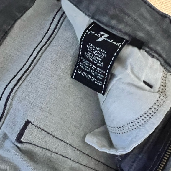 7 for All Mankind High Waisted Skinny Jeans. Size 27 - Picture 3 of 4